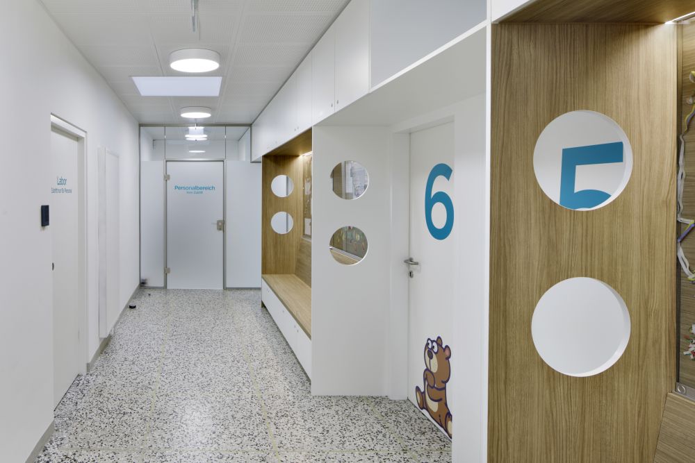 Gang I Wartebereiche